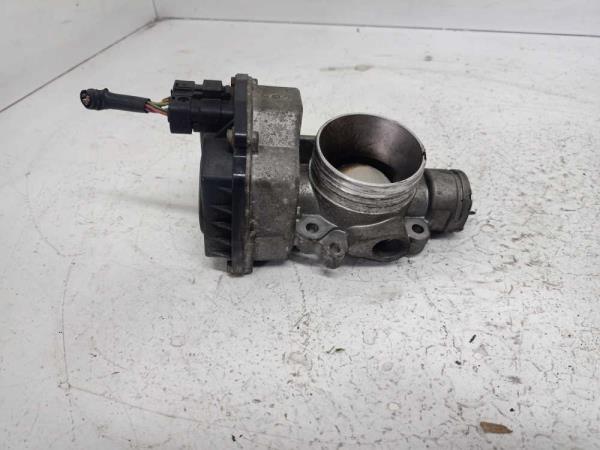 BOITIER PAPILLON CITROEN / PEUGEOT / FIAT - Vue 2